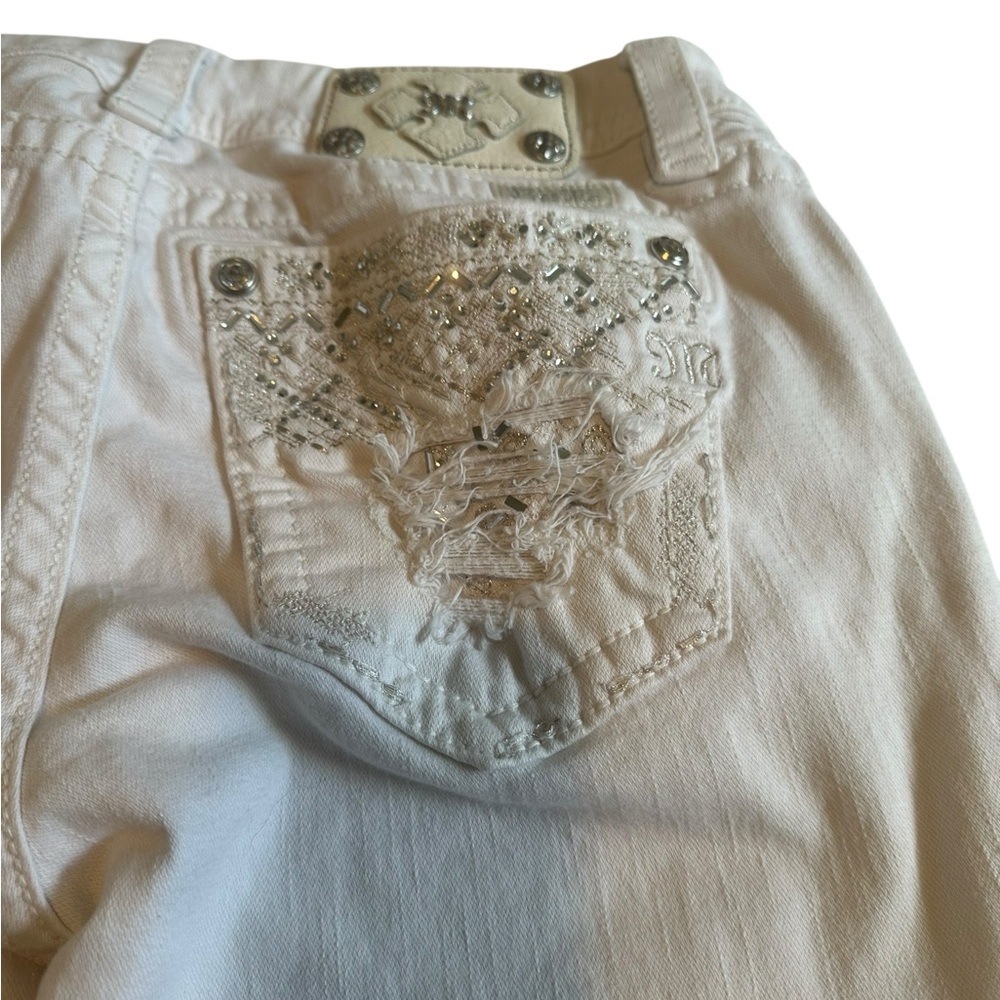 Miss Me White Crop Denim Capri - Picture 13 of 15